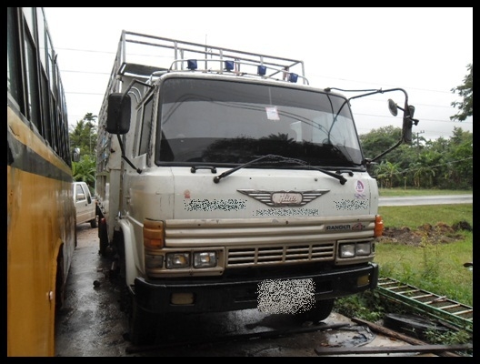 สิบล้อฮีโน่ FD สภาพดี น่าใช้ ราคาจิ๊บๆ