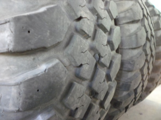 ยางMAXXIS 35-12.5-15 สี่เส้น