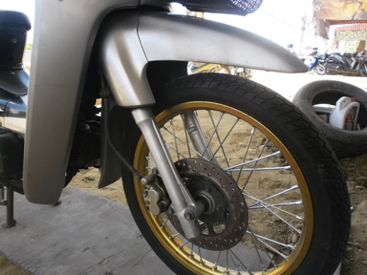 wave100sปี47รถบ้านสภาพดีรถเดิมๆเครื่องดีสีสวยภาษีไม่ขาด