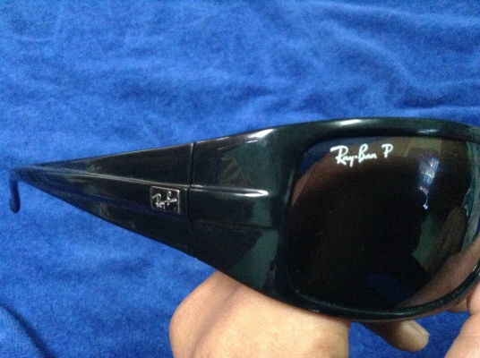 ขายแว่นrayBan rb4057 601/58แท้ๆ ไม่แท้ยินดีคืนเงินครับ