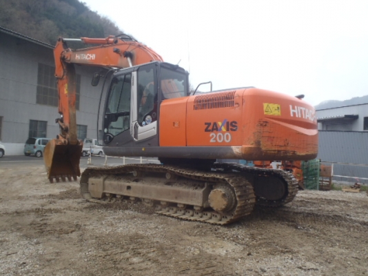 รถขุด HITACHI ZX200ปี2007 รถนอกนำเข้า สวยครับ ราคาไม่แพง มานะ 085-9049669