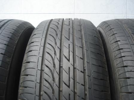 ยาง บริจสโตน 205-55-16 สวยๆ  1 ชุดปี10 3 เส้น 11 1 เส้น ดอกแน่่น