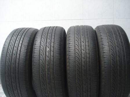 ยาง บริจสโตน 205-55-16 สวยๆ  1 ชุดปี10 3 เส้น 11 1 เส้น ดอกแน่่น