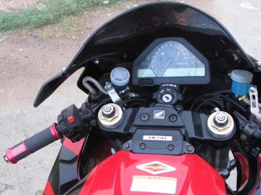 ขาย HONDA CBR1000RR ปี2006 สภาพเยี่ยมๆ