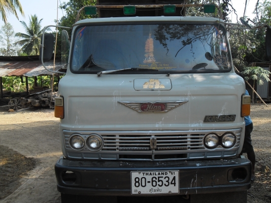 ขายหกล้อ Hino Km500 สภาพพร้อมใช้งาน เครื่องดี ยางดี ครัชชีสวย