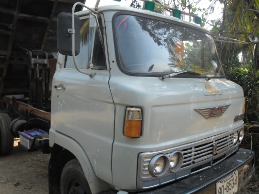 ขายหกล้อ Hino Km500 สภาพพร้อมใช้งาน เครื่องดี ยางดี ครัชชีสวย