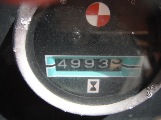 รถแทรกเตอร์ KOMATSU D31P-18 รถนอกนำเข้า สภาพดี เครื่องดี ไม่เคยใช้ในไทย  ติดต่อ มานะ 085-9049669