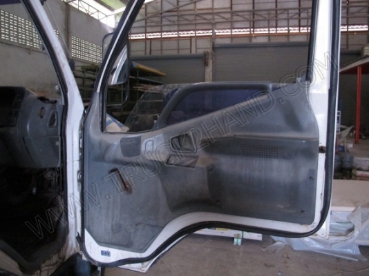 รถบรรทุก 6 ล้อดั๊มพ์ ยี่ห้อ MITSUBISHI จดทะเบียนเมื่อวันที่ 21 กุมภาพันธ์ 2546