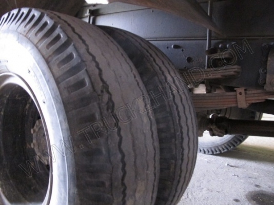 รถบรรทุก 6 ล้อดั๊มพ์ ยี่ห้อ MITSUBISHI จดทะเบียนเมื่อวันที่ 21 กุมภาพันธ์ 2546