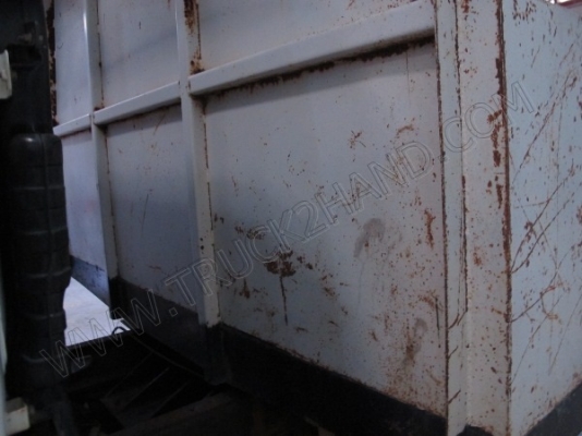 รถบรรทุก 6 ล้อดั๊มพ์ ยี่ห้อ MITSUBISHI จดทะเบียนเมื่อวันที่ 21 กุมภาพันธ์ 2546