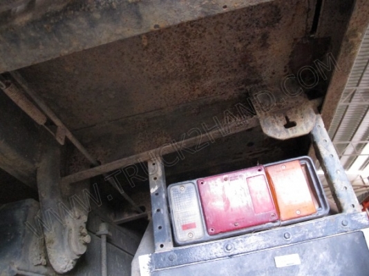 รถบรรทุก 6 ล้อดั๊มพ์ ยี่ห้อ MITSUBISHI จดทะเบียนเมื่อวันที่ 21 กุมภาพันธ์ 2546