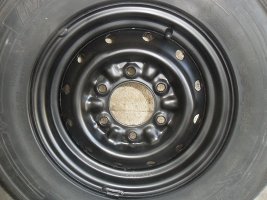 ล้อกะทะ 14นิ้ว 6รู พร้อมยาง 4 ล้อ