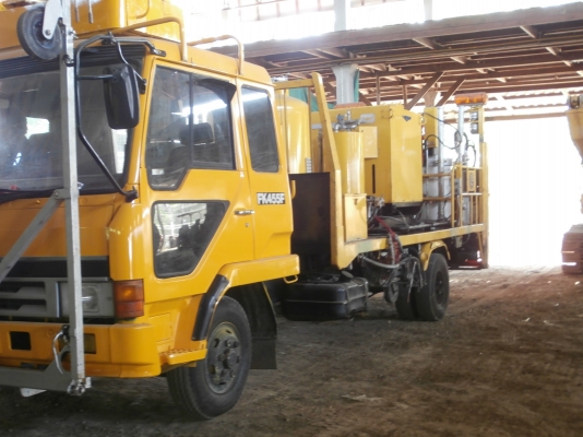 รถตีเส้นจราจร