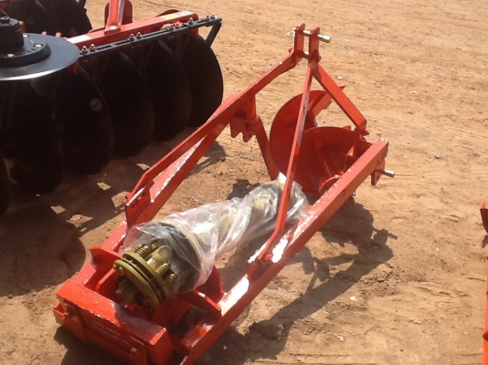 ขุดหลุมปลูกยางพารา ปลูกต้นไม้ ทำรั้ว ของ LCS หัวนอก คุณภาพสูงรุ่นใหม่ล่าสุด