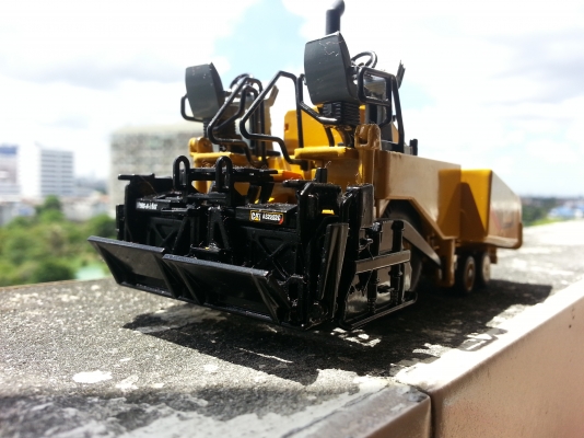 โมเดลรถปูยางคับAP600พร้องส่งคับ โมเดลรถปูยางคับAP600พร้องส่งคับ