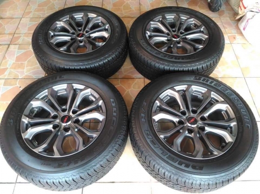ล้อแท้ Toyota Fortuner TRD4 ขอบ 18 พร้อมยาง Bridgestone Dueler 684  265 60 18 ปี 2018 ยางสวย ล้อสวย ขายถูกๆ ทั้งชุด 43900.- *** ใส่ฟรี รับเทิร์น รับบัตรเครดิตทุกธนาคาร ส่งทั่วไทย ***
