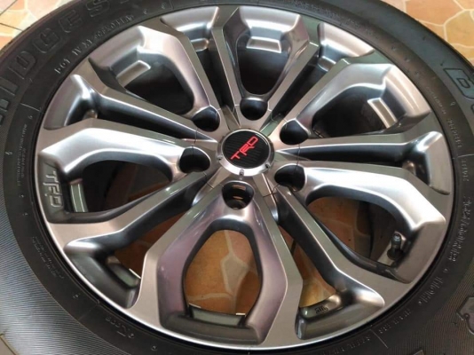 ล้อแท้ Toyota Fortuner TRD4 ขอบ 18 พร้อมยาง Bridgestone Dueler 684 265 60 18 ปี 2018 ยางสวย ล้อสวย ขายถูกๆ ทั้งชุด 43900.- *** ใส่ฟรี รับเทิร์น รับบัตรเครดิตทุกธนาคาร ส่งทั่วไทย *** ล้อแท้ Toyota Fortuner TRD4 ขอบ 18 พร้อมยาง Bridgestone Dueler 684 265 60 18 ปี 2018 ยางสวย ล้อสวย ขายถูกๆ ทั้งชุด 43900.- *** ใส่ฟรี รับเทิร์น รับบัตรเครดิตทุกธนาคาร ส่งทั่วไทย ***