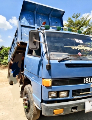 ISUZU NPR 115 HP 4BD1 หกล้อดั๊มพ์ ช่วงล่างใหญ่ เกียร์ร็อก ติด F หน้าหลังครบแล้ว หัวบางเดิมภายใน แอร์