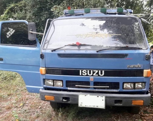 ISUZU NPR 115 HP 4BD1 หกล้อดั๊มพ์ ช่วงล่างใหญ่ เกียร์ร็อก ติด F หน้าหลังครบแล้ว หัวบางเดิมภายใน แอร์ ISUZU NPR 115 HP 4BD1 หกล้อดั๊มพ์ ช่วงล่างใหญ่ เกียร์ร็อก ติด F หน้าหลังครบแล้ว หัวบางเดิมภายใน แอร์