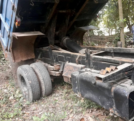 ISUZU NPR 115 HP 4BD1 หกล้อดั๊มพ์ ช่วงล่างใหญ่ เกียร์ร็อก ติด F หน้าหลังครบแล้ว หัวบางเดิมภายใน แอร์