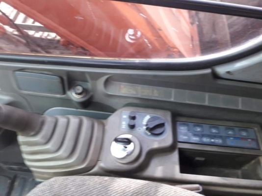 ขายจ้า HITACHI EX120-5 เก่าใน สภาพสวย เครื่องปั๊มดี เอกสารอินวอย 10,xxx ชั่วโมง พร้อมใช้ โทร 089-3818694จ๊อย ขายจ้า HITACHI EX120-5 เก่าใน สภาพสวย เครื่องปั๊มดี เอกสารอินวอย 10,xxx ชั่วโมง พร้อมใช้ โทร 089-3818694จ๊อย