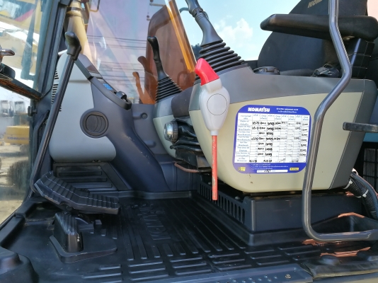 #ขายครับpc130-8 สภาพสวยไฟ พร้อมใช้งาน เอกสารใบแจ้งจำหน่าย สนใจโทร.0851562314