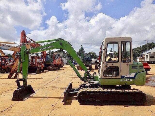 ขาย รถแม็คโคร MITSUBISHI MM45B พร้อมใช้งาน นำเข้าเองจากประเทศญี่ปุ่น ติดต่อ 063-9316985 ID LINE : 0639316985 ครับ