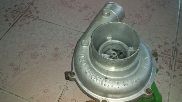 ขายเทอร์โบการ์เรตA/R65โข่งหลังเบอร์50ราคาต่อรองได้