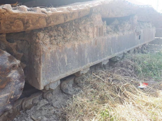 ขาย 455,000 KOBELCO sk 200-3 เล่มทะเบียนชุดโอนพร้อม เครื่องดี ปั้มแรง โซ่เปลี่ยนมาใหม่ทั้ง 2 ข้าง เอวแน่น ไฟฟ้าตัดอุปกรณ์อยู่ครบ รถพร้อมใช้งาน รถจอด นางรอง บุรีรัมย์ 090-772-3710 090-772-3708