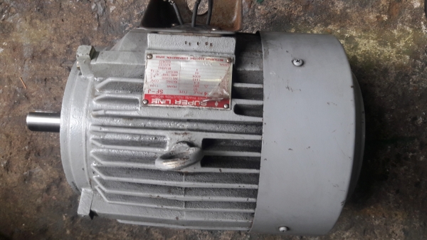 ขาย !! มอเตอร์.มิตซู.ขนาด5แรง380v.รอบ1440.สภาพพร้อมใช้งาน ขาย !! มอเตอร์.มิตซู.ขนาด5แรง380v.รอบ1440.สภาพพร้อมใช้งาน
