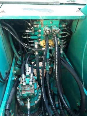 ขาย 850,000 KOMATSU pc 130-6 E ไฟฟ้าครบ เครื่องดี ปั๊มแรง เอวแน่น  ช่วงล่างเต็ม รถสวยสภาพพร้อมใช้มาก เอกกสารอินวอยท์ รถอยู่ กาฬสินธุ์ 090-772-3710 090-772-3708