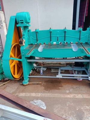ขายเครื่องตัด4ฟุตพร้อมใช้ตัดได้4มิลคับ