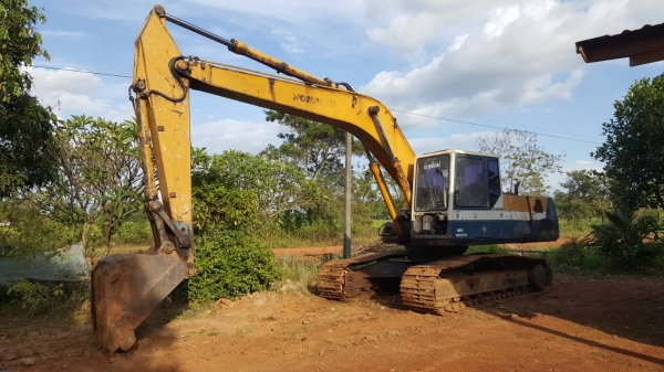 ขาย แบคโฮ KOMATSU PC200-5 ไม่มีทะเบียน คอนโทรลยาว เครื่อง 6BD1 เทอร์โบ ปั้มเดิม ช่วงล่าง 70\% ขาย แบคโฮ KOMATSU PC200-5 ไม่มีทะเบียน คอนโทรลยาว เครื่อง 6BD1 เทอร์โบ ปั้มเดิม ช่วงล่าง 70\%