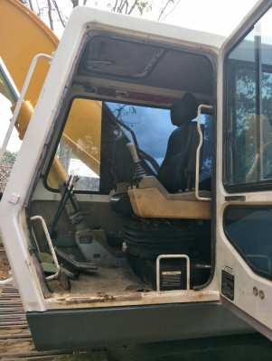 ขายคู๋ DAEWOO.DH220LC กับ DAEWOO DH220LC-3 SOLAR แยกซื้อก็ได้เอกสารเล่ม1คันเอกสารซื้อขาย1คันราคา 850