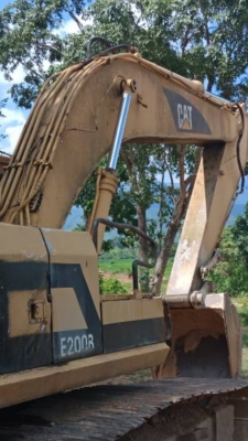 ขายcat  E200B  กับkoblaco 907