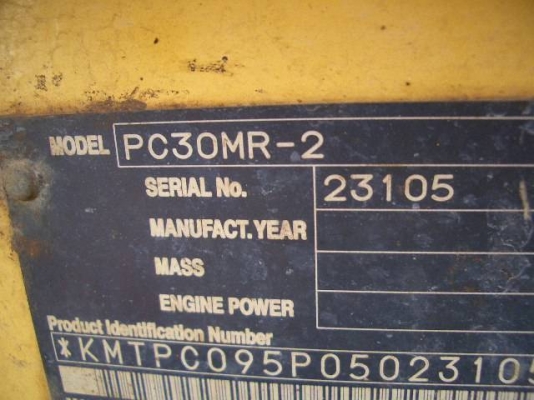 เปิดจองราคาพิเศษ KOMATSU PC 30MR-2 นำเข้าจากญี่ปุ่นโดยตรง ชั่วโมงทำงานน้อย พร้อมตู้เก๋งสวยๆ โทร.090-986-2521 อ๊อบ