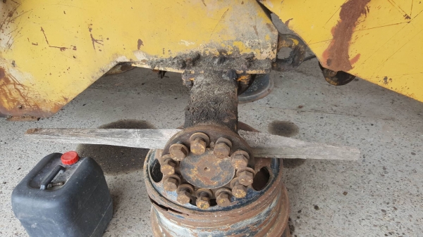 ขายตามสภาพ รถตัก KOMATSU 515 เครื่อง HINO EH700 กระทะล้อมีให้ครบ ยางไม่สวย ราคาต่อรองได้ ขายตามสภาพ รถตัก KOMATSU 515 เครื่อง HINO EH700 กระทะล้อมีให้ครบ ยางไม่สวย ราคาต่อรองได้