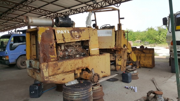 ขายตามสภาพ รถตัก KOMATSU 515 เครื่อง HINO EH700 กระทะล้อมีให้ครบ ยางไม่สวย ราคาต่อรองได้ ขายตามสภาพ รถตัก KOMATSU 515 เครื่อง HINO EH700 กระทะล้อมีให้ครบ ยางไม่สวย ราคาต่อรองได้