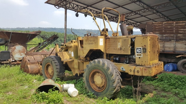 ขาย รถตัก CAT 930 เครื่อง HINO HO7C ต่อแขน ขยายบุ้งกี๋เรียบร้อยแล้ว รถใช้งานได้ปกติ ขาย รถตัก CAT 930 เครื่อง HINO HO7C ต่อแขน ขยายบุ้งกี๋เรียบร้อยแล้ว รถใช้งานได้ปกติ