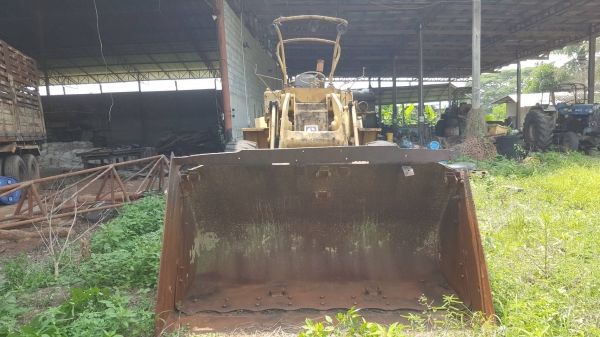 ขาย รถตัก CAT 930 เครื่อง HINO HO7C ต่อแขน ขยายบุ้งกี๋เรียบร้อยแล้ว รถใช้งานได้ปกติ ขาย รถตัก CAT 930 เครื่อง HINO HO7C ต่อแขน ขยายบุ้งกี๋เรียบร้อยแล้ว รถใช้งานได้ปกติ