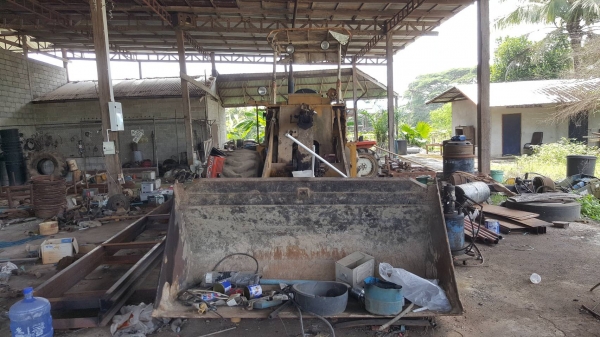 ขาย รถตัก KOMATSU 515 กระทะล้อมีให้ครบ รถใช้งานได้ปกติครับ ขาย รถตัก KOMATSU 515 กระทะล้อมีให้ครบ รถใช้งานได้ปกติครับ