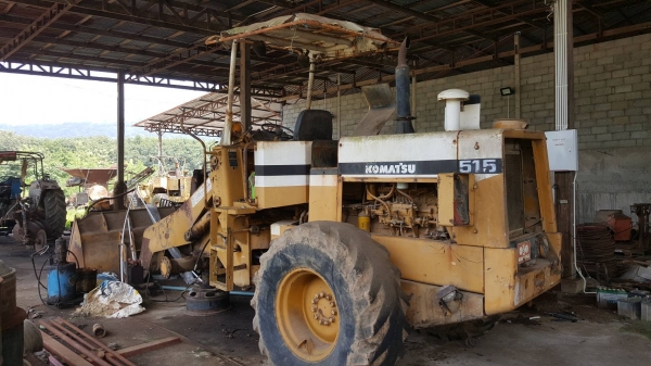 ขาย รถตัก KOMATSU 515 กระทะล้อมีให้ครบ รถใช้งานได้ปกติครับ ขาย รถตัก KOMATSU 515 กระทะล้อมีให้ครบ รถใช้งานได้ปกติครับ