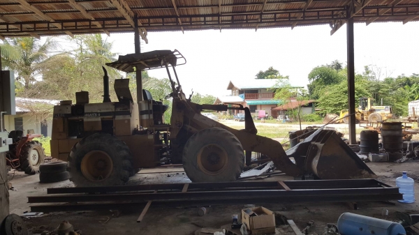 ขาย รถตัก KOMATSU 515 กระทะล้อมีให้ครบ รถใช้งานได้ปกติครับ ขาย รถตัก KOMATSU 515 กระทะล้อมีให้ครบ รถใช้งานได้ปกติครับ