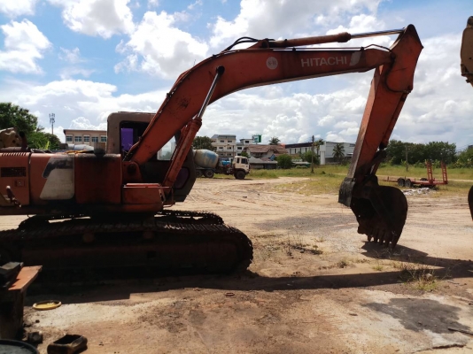 HITACHI EX 200-2