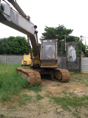 รถแบคโฮ KOBELCO SK120 เครื่องดี ปั๊มแรง โซ่หนา เอวแน่น แอร์เย็น รถสวย สภาพพร้อมใช้งาน มีเอกสารแจ้งจำหน่าย ชุดจดทะเบียน มี VDO การทำงานให้ชม