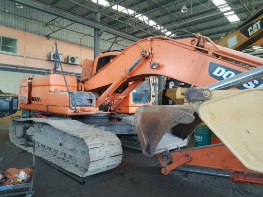 ขายDoosan Dx225lcaบูมยาว  แล้วแถมบูมสั้นให้ด้วยครับ ชั่วโมงทำงาน75xxhr ติดต่อคุณอ๊อฟ พิจิตร 086-737-9991