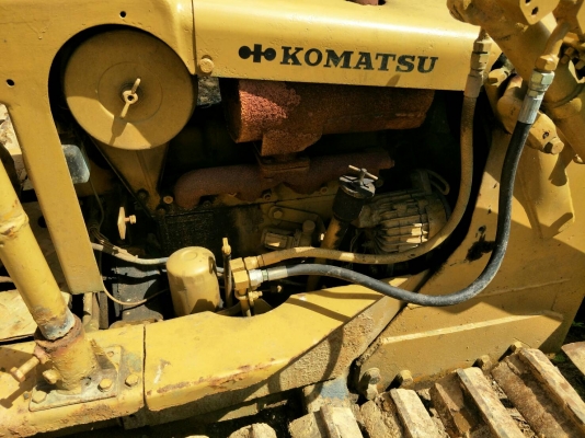 ขายรถแทรคเตอร์ KOMATSU D20PL-3 แผ่นกว้าง 70 ราคา 110000