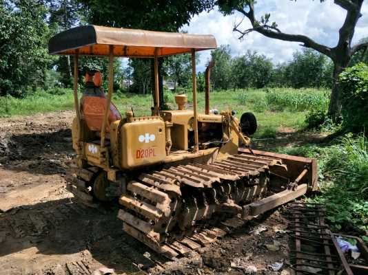 ขายรถแทรคเตอร์ KOMATSU D20PL-3 แผ่นกว้าง 70 ราคา 110000 ขายรถแทรคเตอร์ KOMATSU D20PL-3 แผ่นกว้าง 70 ราคา 110000