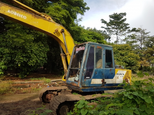 ขายมาคทู  SK045. รถ พร้อมทำงาน ตามสถาพ เครื่องปั้มดี แรง ตัวเดินดี ติดต่อสุรเดช 0811724501 รถอยู่ กทม ขนส่งสายใต้ใหม่