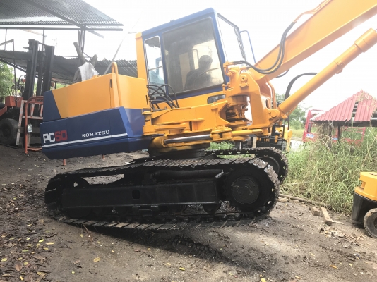 Komatsu pc60รุ่น5สภาพดีพร้อมใช้ เครื่องดีปั้มดีทำงานเร็ว